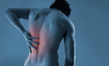 A man has pain in the left shoulder blade
